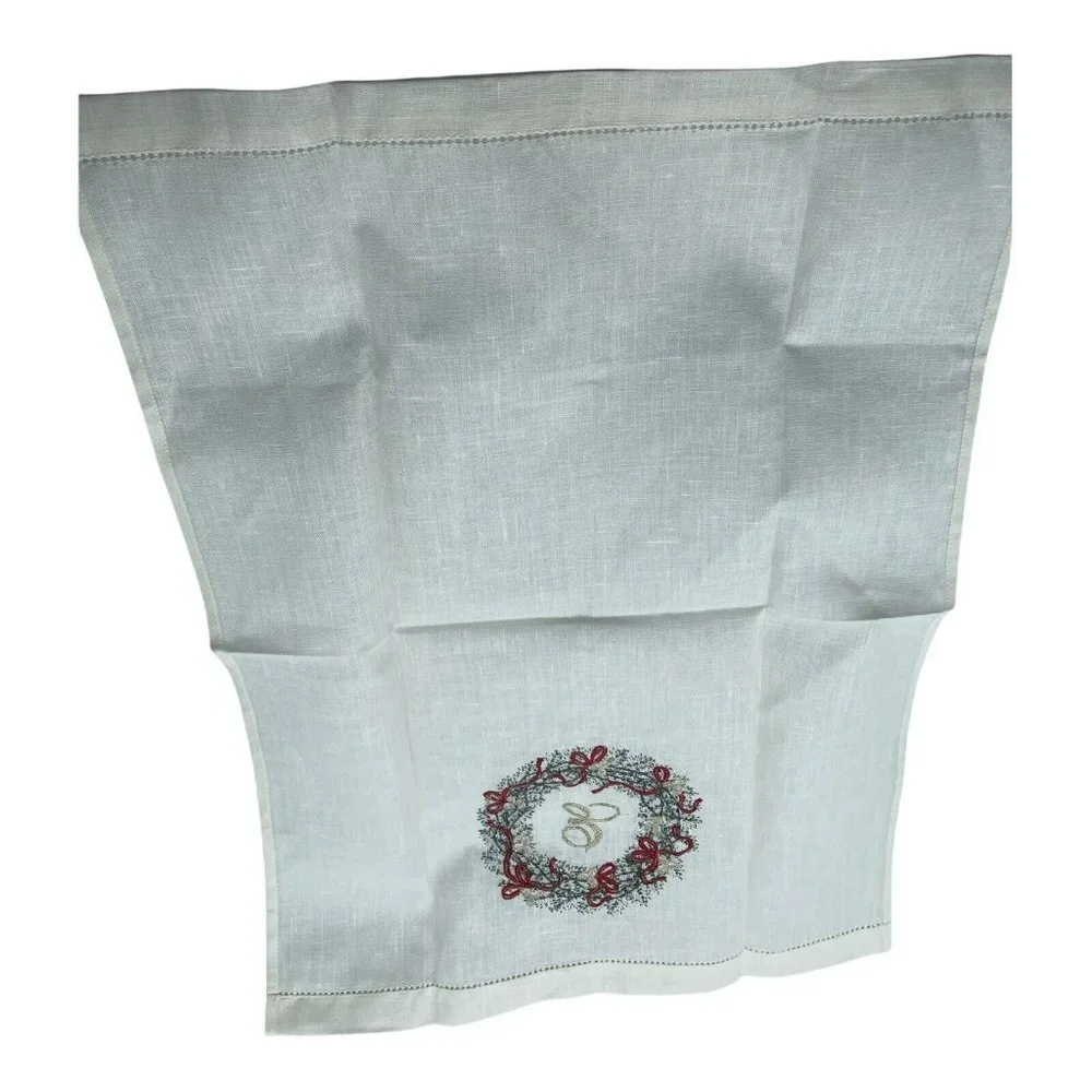 Embroidered Monogram Letter E Christmas Linen Handtowel Wreath Design